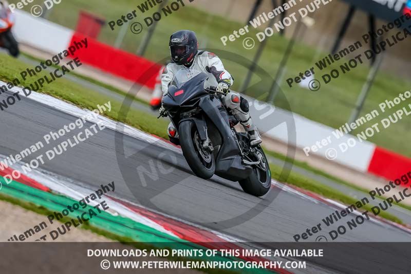 PJ Motorsport Photography;donington no limits trackday;donington park photographs;donington trackday photographs;no limits trackdays;peter wileman photography;trackday digital images;trackday photos